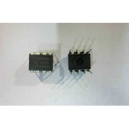 Circuit integre ice3br0665j Samsung BN81-05233A