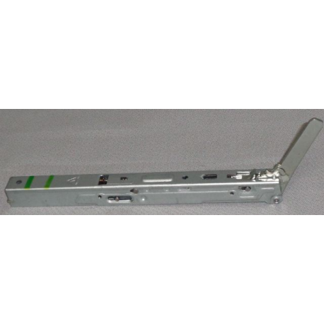 Front door hinge_shorter type- pour four Beko C00872057