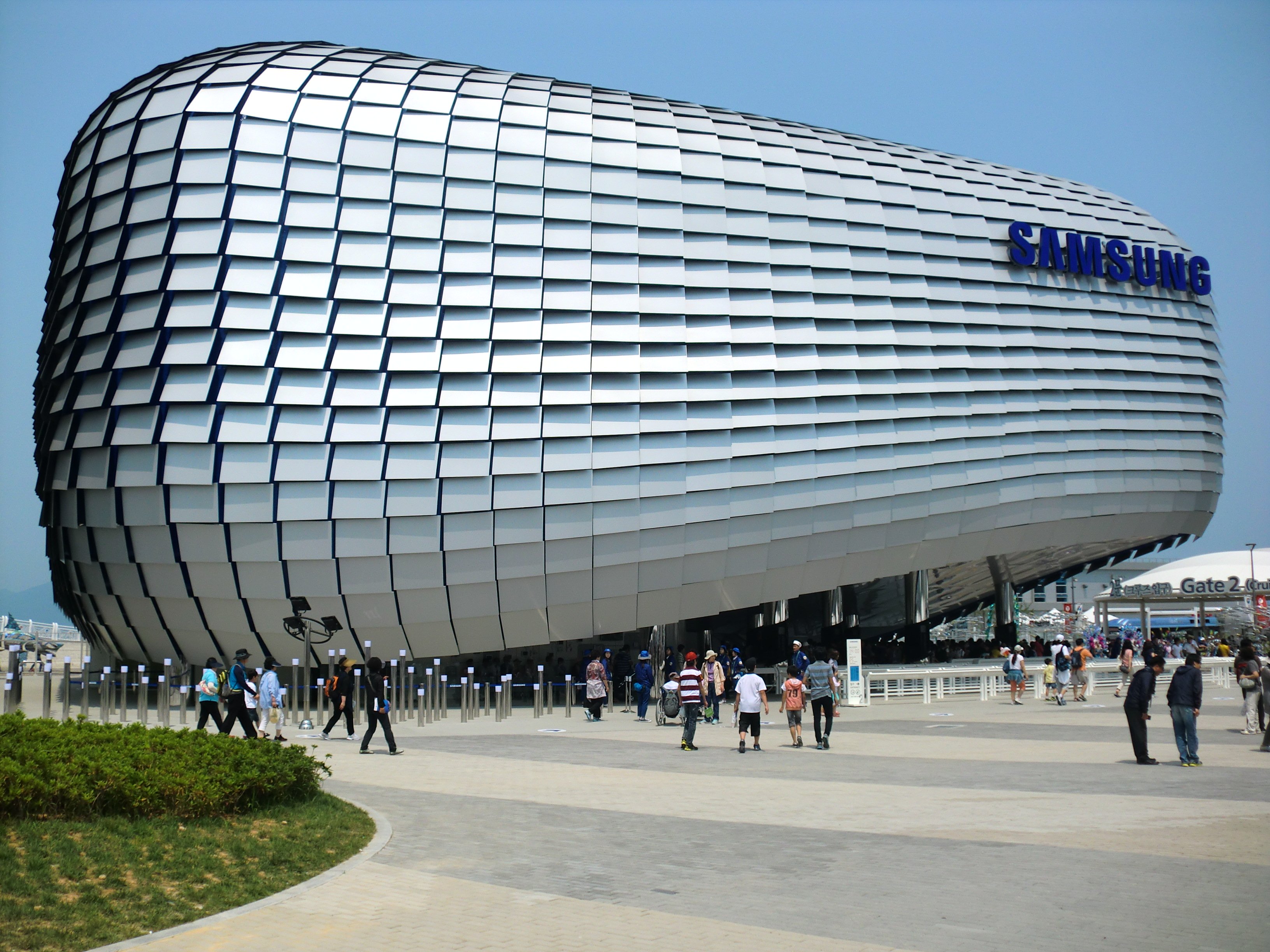 SAMSUNG